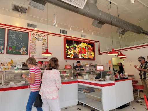 Ice Cream Shop «Bonnie Brae Ice Cream», reviews and photos, 799 S University Blvd, Denver, CO 80209, USA