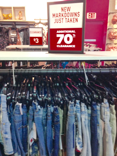 Clothing Store «rue21», reviews and photos, 790 Arlington Ridge, Akron, OH 44312, USA