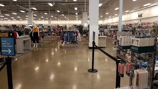 Department Store «Nordstrom Rack Woodland Plaza», reviews and photos, 8722 E 71st St, Tulsa, OK 74133, USA