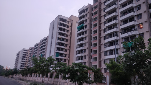 Gomti Apartments
