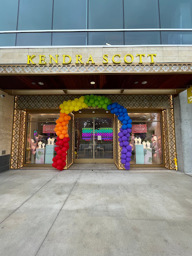 Kendra Scott, 3800 N Lamar Blvd, Austin, TX 78756, USA, 