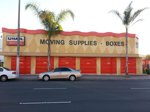 Truck Rental Agency «U-Haul Moving & Storage of Inglewood», reviews and photos, 964 South La Brea Ave, Inglewood, CA 90301, USA