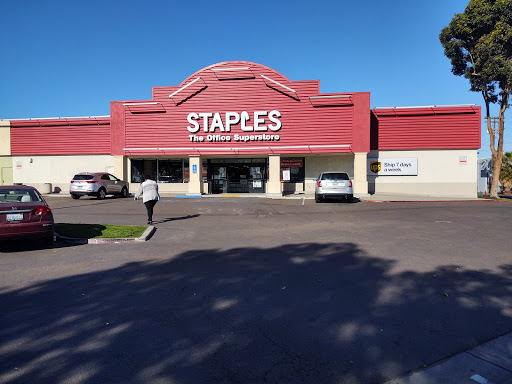 Staples, 3146 Sports Arena Blvd, San Diego, CA 92110, USA, 