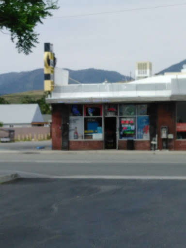 One Stop Liquor, 1158 W Highland Ave, San Bernardino, CA 92405, USA, 
