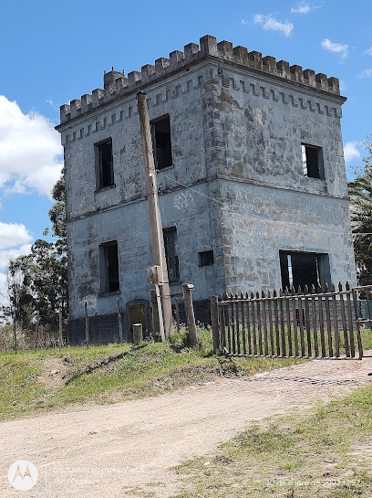 Castillo De La Perimetral