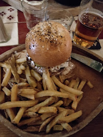 Hamburger du Restaurant Le Petit Baiona à Paris - n°4