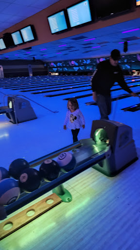 Bowling Alley «Thunder Alley XL & Big Thunder Mini Golf», reviews and photos, 1401 US-169, Grand Rapids, MN 55744, USA