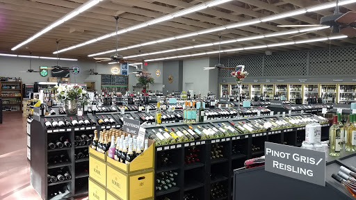 Liquor Store «Poplar Pike Liquors», reviews and photos, 9330 Poplar Pike, Germantown, TN 38138, USA