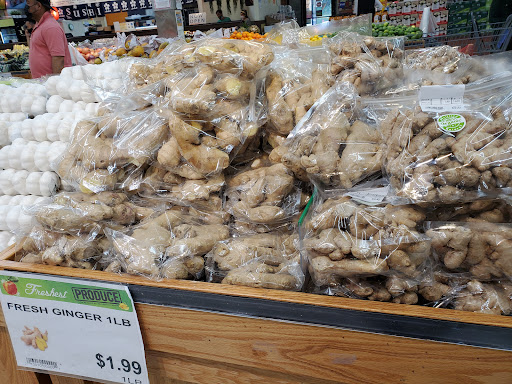 Korean Grocery Store «Lotte Plaza Market - Gaithersburg», reviews and photos, 221 Muddy Branch Rd, Gaithersburg, MD 20878, USA