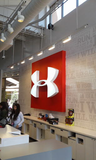 Clothing Store «Under Armour Factory House», reviews and photos, 100 Citadel Drive, Commerce, CA 90040, USA