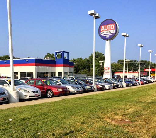 Used Car Dealer «Auto Warehouse», reviews and photos, 3375 Grand Ave, Waukegan, IL 60085, USA