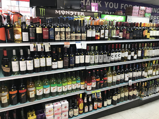 Liquor Store «Buy Low Liquor Store», reviews and photos, 3360 W Montrose Ave, Chicago, IL 60618, USA