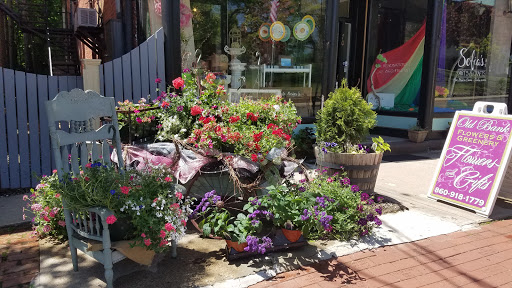 Consignment Shop «Old Bank Flowers Art and Marketplace», reviews and photos, 66 Main St, East Hampton, CT 06424, USA