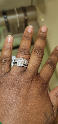 Jewelry Store «Kay Jewelers», reviews and photos, 401 Center St NE #2283, Salem, OR 97301, USA