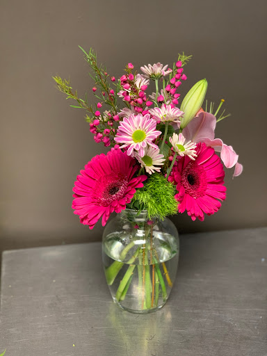 Florist «City Bloom, Inc», reviews and photos, 1300 Clay St #162b, Oakland, CA 94612, USA