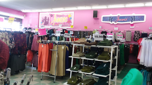 Discount Store «Fallas Paredes Discount Stores», reviews and photos, 6633 Van Nuys Blvd, Van Nuys, CA 91411, USA