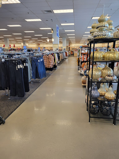 Department Store «Nordstrom Rack Towne Place at Garden State Park», reviews and photos, 951 Haddonfield Rd a, Cherry Hill, NJ 08002, USA