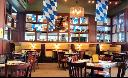 Brewpub «Iron Hill Brewery & Restaurant», reviews and photos, 124 E Kings Hwy, Maple Shade Township, NJ 08052, USA