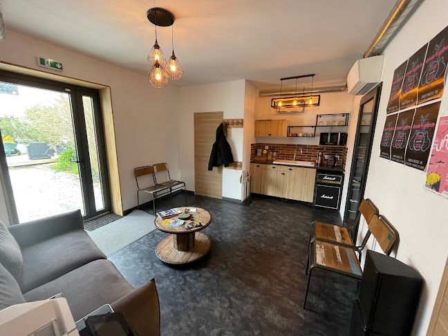 Comentarii opinii despre Drums & Guitars Studio