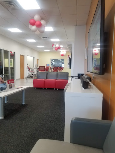 Nissan Dealer «AutoCenters Nissan», reviews and photos, 1825 E Edwardsville Rd, Wood River, IL 62095, USA