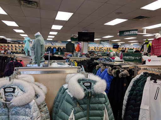 Sporting Goods Store «Peter Glenn Ski & Sports», reviews and photos, 9507 W Broad St, Richmond, VA 23294, USA