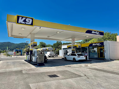 station service k9 à La Farlède
