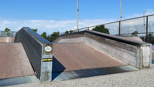 Skateboard Park «Tanner Skate Park», reviews and photos, 400 Baylawn Ave, Copiague, NY 11726, USA