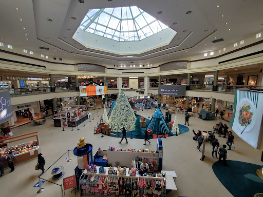 Shopping Mall «Altamonte Mall», reviews and photos, 451 E Altamonte Dr, Altamonte Springs, FL 32701, USA