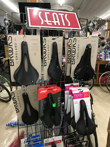 Bicycle Store «South Shore Cyclery», reviews and photos, 4758 S Packard Ave, Cudahy, WI 53110, USA