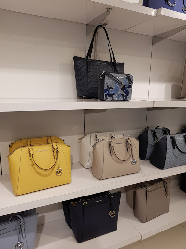 Fashion Accessories Store «Michael Kors», reviews and photos, 845 Market St #137, San Francisco, CA 94103, USA