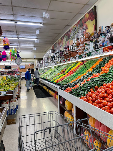 Grocery Store «La Mega Michoacana», reviews and photos, 2175 Morse Rd, Columbus, OH 43229, USA