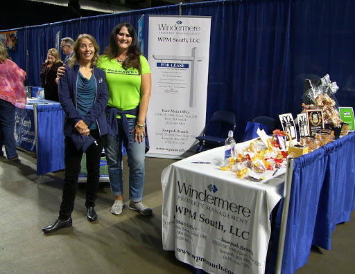 Sign Shop «Shine On Signs and Graphics», reviews and photos, 259 SW 41st St, Renton, WA 98057, USA