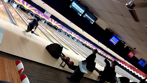 Bowling Alley «AMF Noble Manor Lanes», reviews and photos, 2440 Noblestown Rd, Pittsburgh, PA 15205, USA