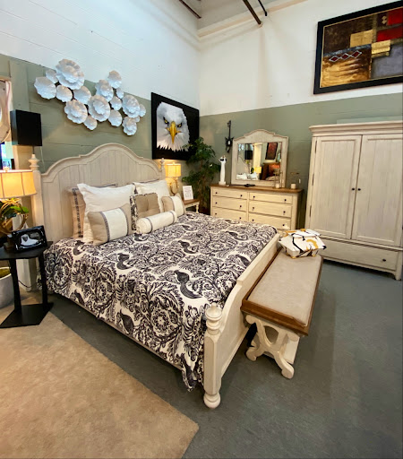 Furniture Store «Showman Furniture», reviews and photos, 2431 Crofton Ln, Crofton, MD 21114, USA