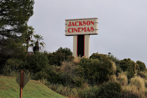 Movie Theater «Regal Cinemas Jackson Cinema 4», reviews and photos, 201 Vukovich Way, Jackson, CA 95642, USA