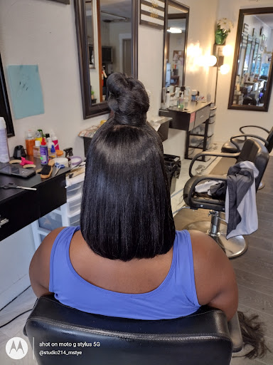 Beauty Salon «Studio 214 Nails & Beauty», reviews and photos, 2695 N Haven Blvd #5, Cuyahoga Falls, OH 44223, USA