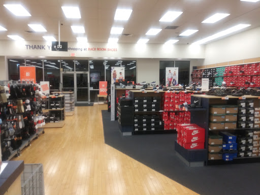 Shoe Store «Rack Room Shoes», reviews and photos, 9600 S Interstate Hwy 35 N100, Austin, TX 78748, USA