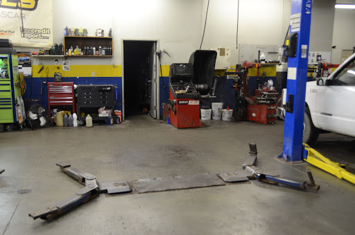 Tire Shop «R & T Tire Pros», reviews and photos, 17016 Clover Rd, Noblesville, IN 46060, USA