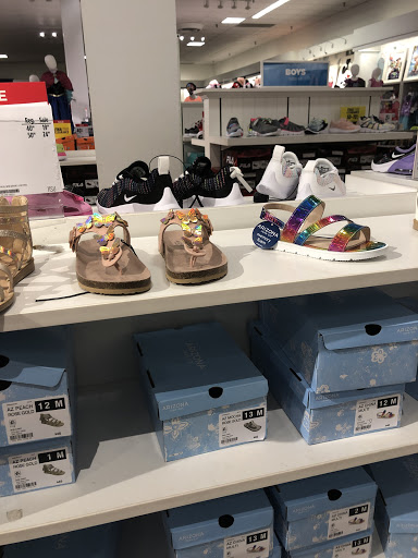 Department Store «JCPenney», reviews and photos, 757 E Lewis and Clark Pkwy #701, Clarksville, IN 47129, USA