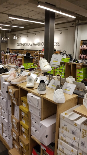 Shoe Store «DSW Designer Shoe Warehouse», reviews and photos, 2220 Broadway, New York, NY 10024, USA