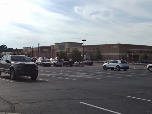 Department Store «Walmart Supercenter», reviews and photos, 45400 Marketplace Blvd, Chesterfield, MI 48051, USA