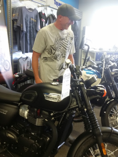 Motorcycle Dealer «Sindt Motor Sales», reviews and photos, 4460 Dodge St, Dubuque, IA 52003, USA