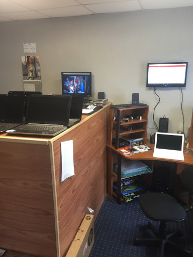 Computer Repair Service «Victory Computer Repair», reviews and photos, 3018 Victory Blvd c, Portsmouth, VA 23702, USA