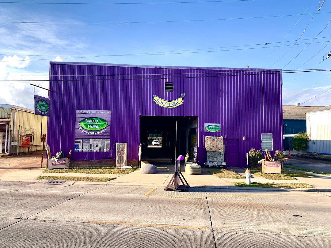 Banana Manor Rug Co.