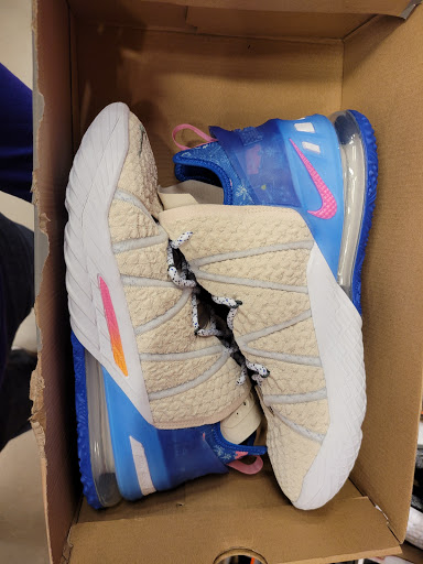 Clothing Store «Nike Factory Store», reviews and photos, 2950 I-20 Frontage Rd #755, Grand Prairie, TX 75052, USA