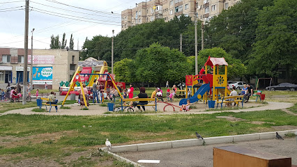 Детская площадка - Admirala Holovka St, 10В, Kryvyi Rih, Dnipropetrovsk Oblast, Ukraine, 50000