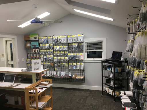 Computer Repair Service «Yanntech Computer Solutions», reviews and photos, 117 Highbridge St #5, Fayetteville, NY 13066, USA