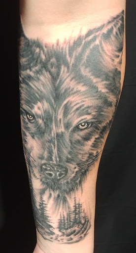 Explore tattoo ideas for rip mom, creative tattoo ideas in Harrisburg, available at Rayzor Tattoos
