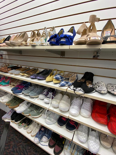 Fifth Avenue Reloved in Elmwood Park, NJ