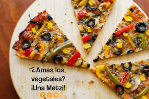 Pizzatl - Pizzería Delicatessen image